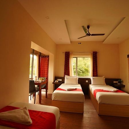 Lumino Dwellings Hotel Munnar Ngoại thất bức ảnh