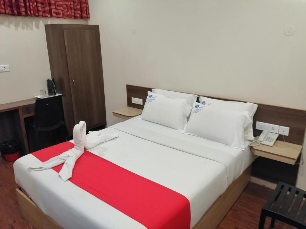 Lumino Dwellings Hotel Munnar Ngoại thất bức ảnh