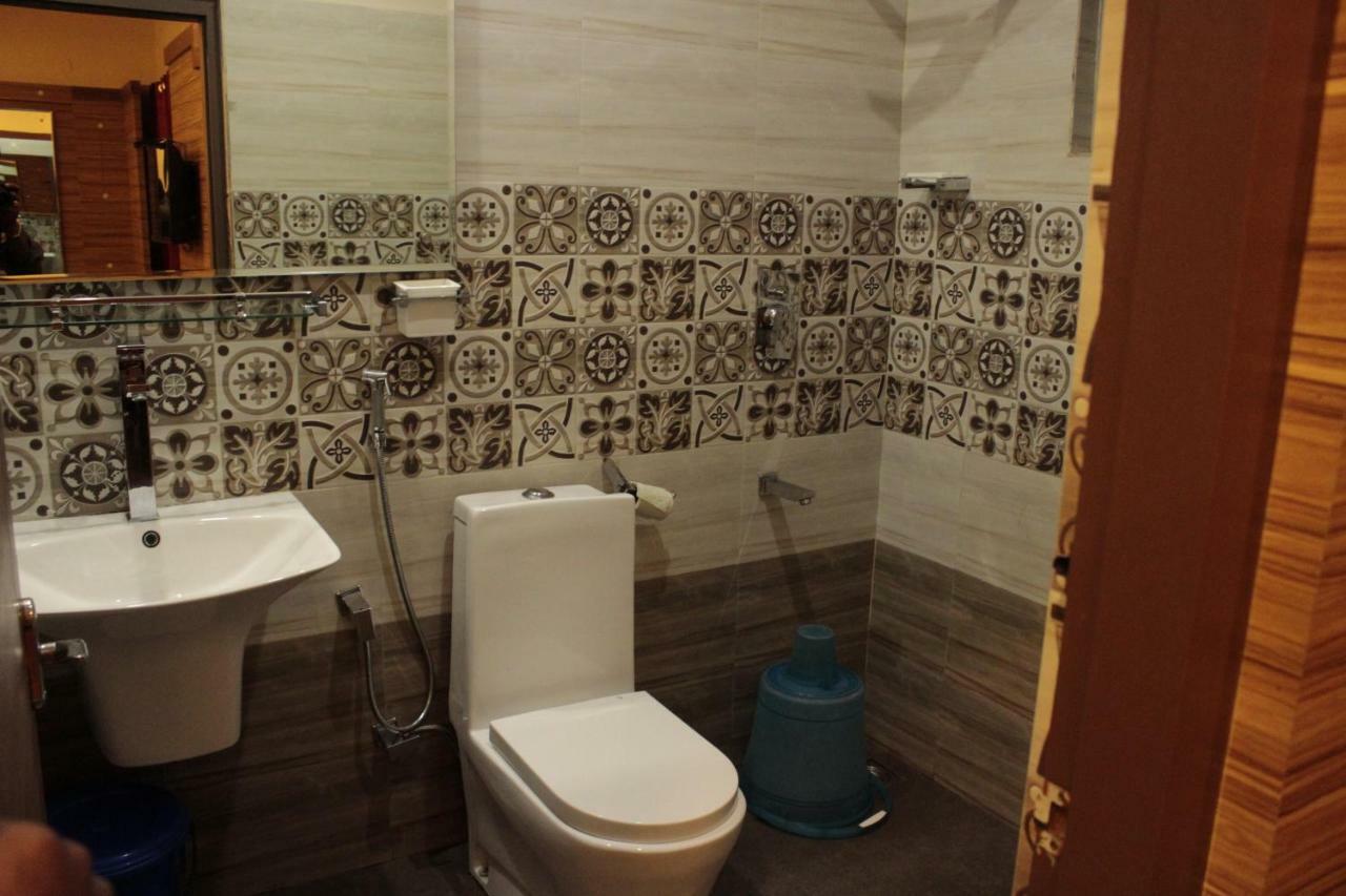 Lumino Dwellings Hotel Munnar Ngoại thất bức ảnh