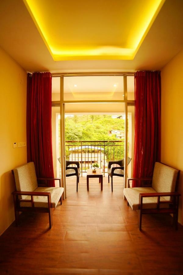 Lumino Dwellings Hotel Munnar Ngoại thất bức ảnh