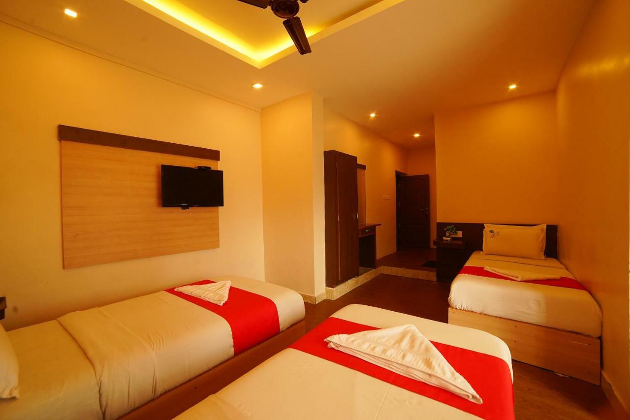 Lumino Dwellings Hotel Munnar Ngoại thất bức ảnh