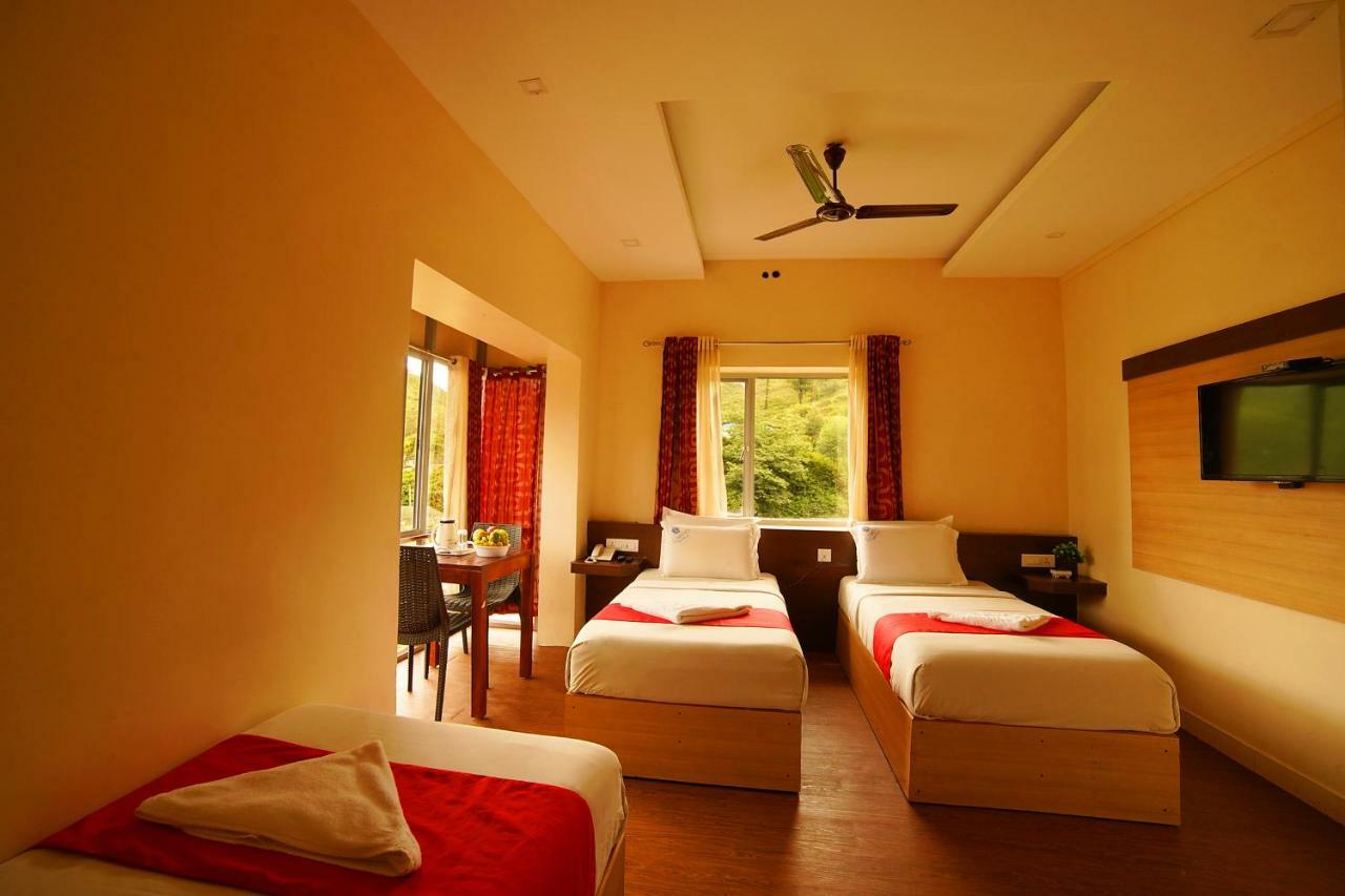 Lumino Dwellings Hotel Munnar Ngoại thất bức ảnh