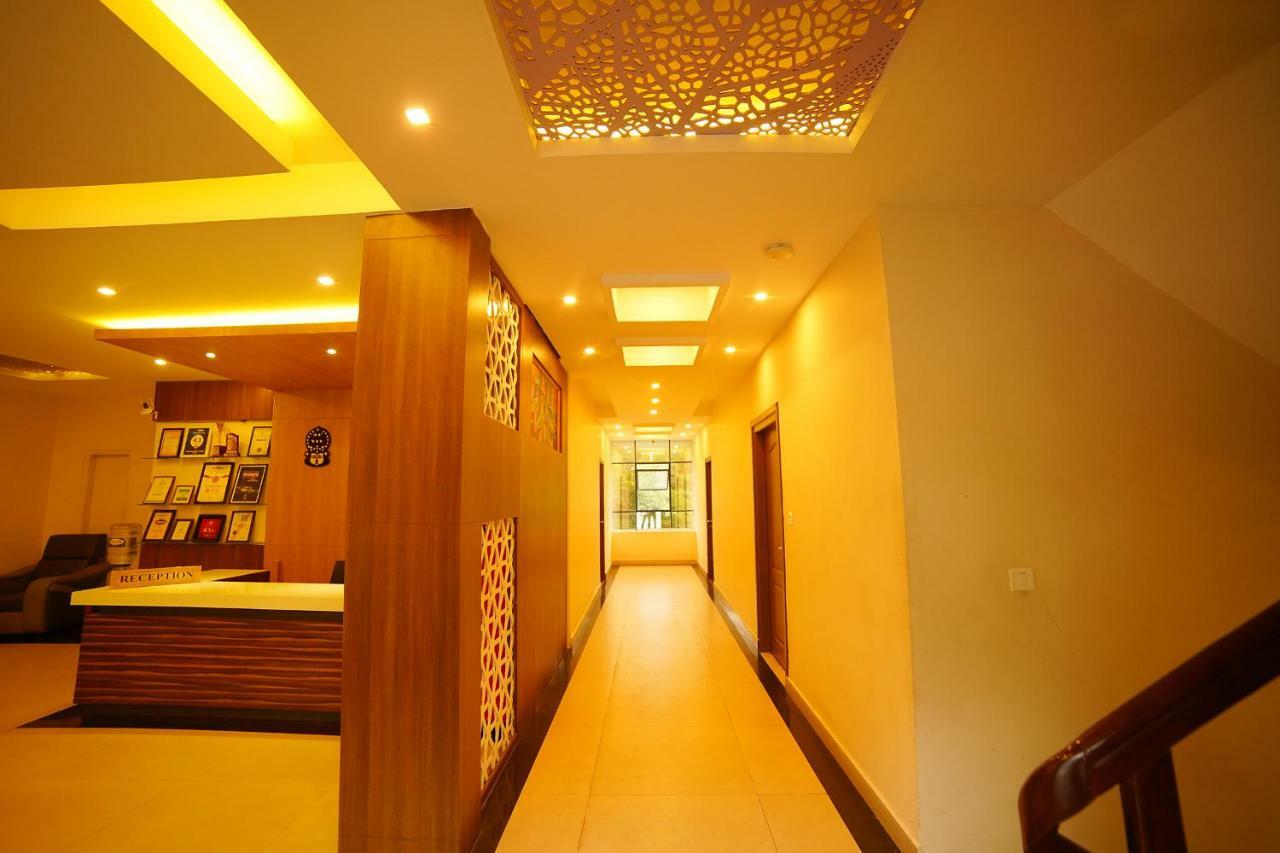 Lumino Dwellings Hotel Munnar Ngoại thất bức ảnh