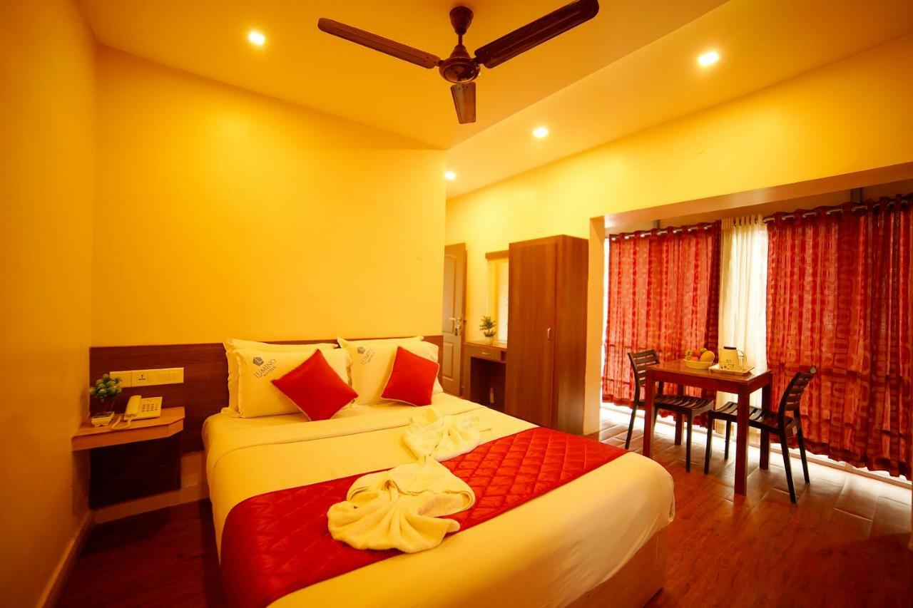 Lumino Dwellings Hotel Munnar Ngoại thất bức ảnh