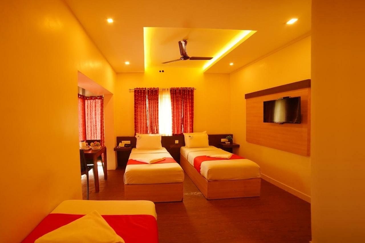 Lumino Dwellings Hotel Munnar Ngoại thất bức ảnh